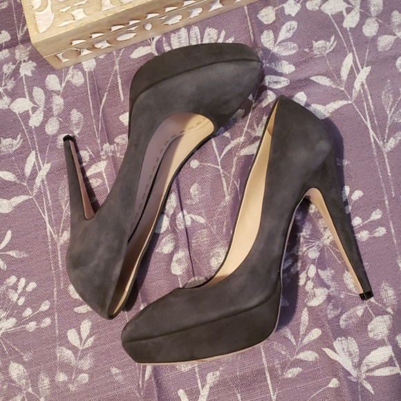 MIU MIU SLATE GRAY SUEDE PLATFORM HEELS SIZE 7.5 - Picture 4 of 8